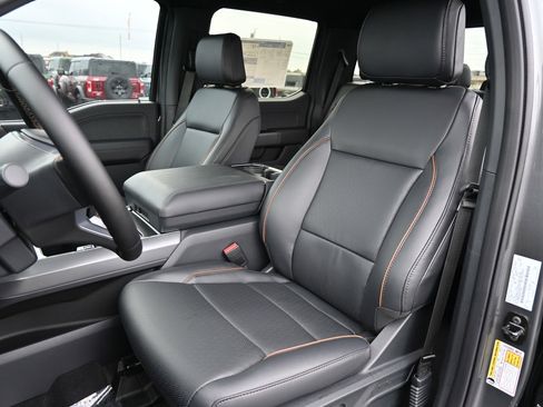 New 2025 Ford F150 Lariat w/ Equipment Group 501A Mid image 33