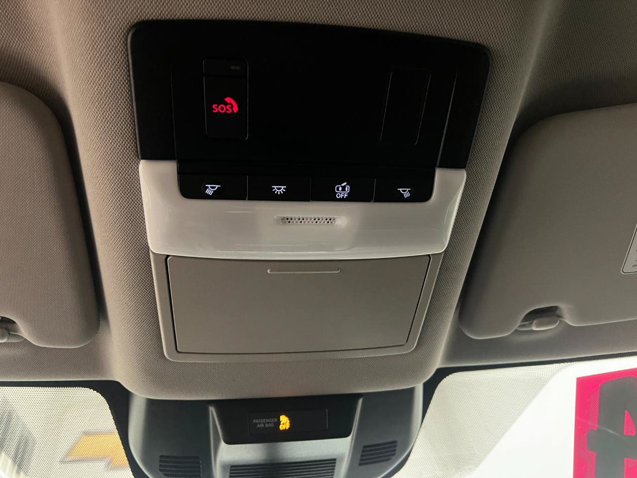 Used 2024 Nissan Rogue SV FWD image 30