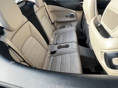 Used 2019 Mercedes-Benz C 300 Cabriolet image 54
