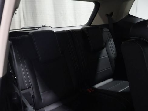 Used 2021 Volkswagen Atlas SE image 21