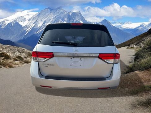 Used 2015 Honda Odyssey LX image 4