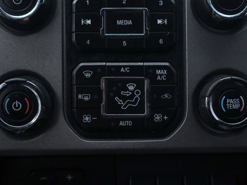 Used 2016 Ford F350 King Ranch w/ FX4 Off-Road Package AWD/4WD image 40