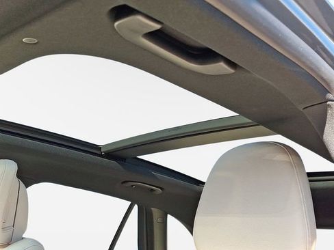 Used 2023 Mercedes-Benz GLC 300 GLC 300 image 18