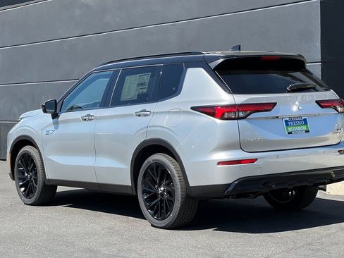 New 2025 Mitsubishi Outlander SEL Black Edition image 7