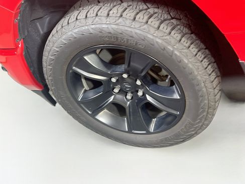 Used 2023 RAM 1500 Big Horn AWD/4WD image 30