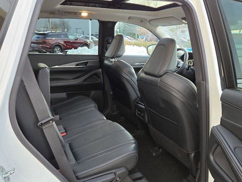 Certified 2023 INFINITI QX60 Luxe image 20