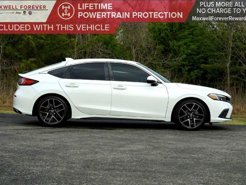 Used 2023 Honda Civic Sport Touring image 5