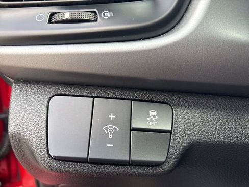 Used 2023 Kia Rio S image 25