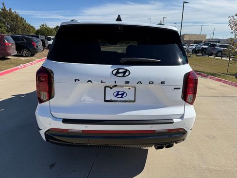 Certified 2025 Hyundai Palisade Calligraphy image 6