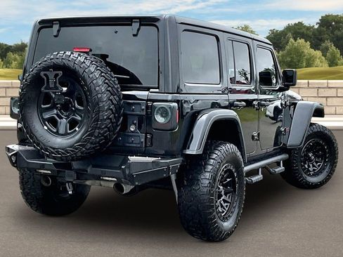 Used 2020 Jeep Wrangler Unlimited Rubicon w/ Dual Top Group AWD/4WD image 9