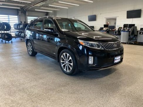Used 2014 Kia Sorento SX w/ 3rd Row Package AWD/4WD image 3