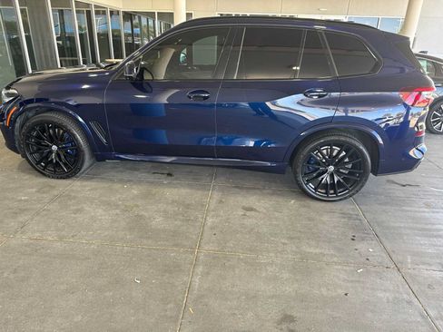 Used 2023 BMW X5 M50i w/ Parking Assistance Package AWD/4WD image 1
