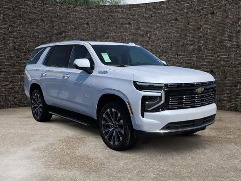 New 2026 Chevrolet Tahoe High Country w/ Sun And Tow Package AWD/4WD image 2