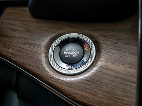 Used 2022 Jeep Grand Cherokee Summit image 17