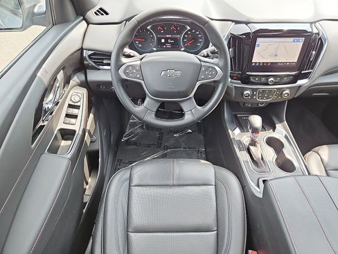 Used 2023 Chevrolet Traverse RS AWD/4WD image 11