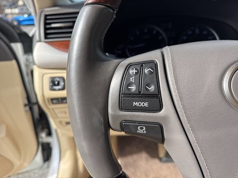 Used 2016 Lexus LS 460 image 20