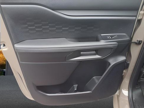 Used 2025 Ford Ranger XL image 12