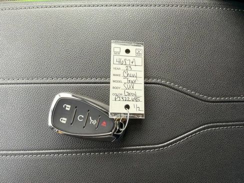 Certified 2023 Chevrolet Traverse LT FWD image 36