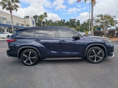 Used 2022 Toyota Highlander XSE