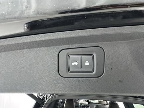 New 2026 Nissan Armada Platinum AWD/4WD image 17