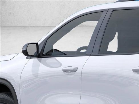 New 2026 Chevrolet Traverse LT FWD image 12