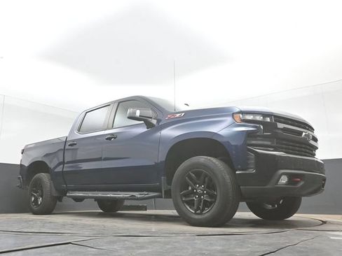 Used 2019 Chevrolet Silverado 1500 LT Trail Boss w/ Convenience Package AWD/4WD image 40