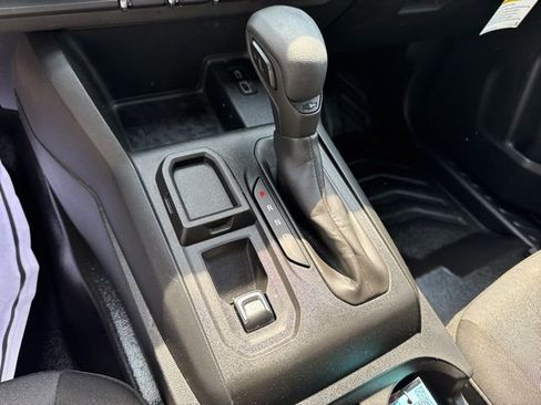 Used 2023 Chevrolet Colorado W/T image 13