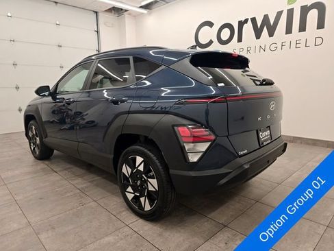 Used 2025 Hyundai Kona SEL AWD/4WD image 3