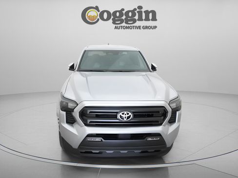 New 2026 Toyota Tacoma SR5 AWD/4WD image 32