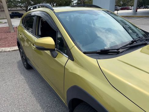 Used 2021 Subaru Crosstrek 2.5i Limited w/ Moonroof Package 2 AWD/4WD image 13