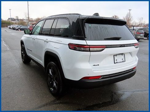 New 2025 Jeep Grand Cherokee Limited image 5