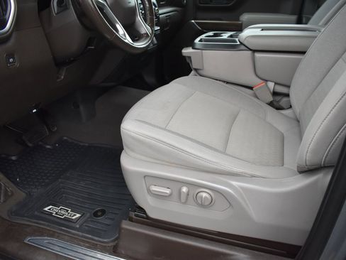 Used 2019 Chevrolet Silverado 1500 LT w/ All-Star Edition image 7