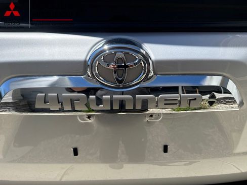Used 2024 Toyota 4Runner Limited AWD/4WD image 73