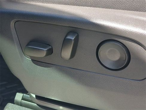 Used 2025 GMC Sierra 1500 AT4 w/ AT4 Premium Package image 9