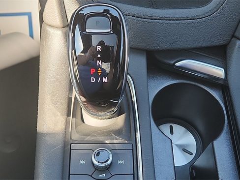 Used 2024 Cadillac XT6 Sport image 20