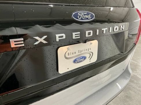 New 2026 Ford Expedition Max Active AWD/4WD image 6
