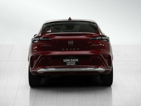 Used 2024 Buick Envista Avenir image 5