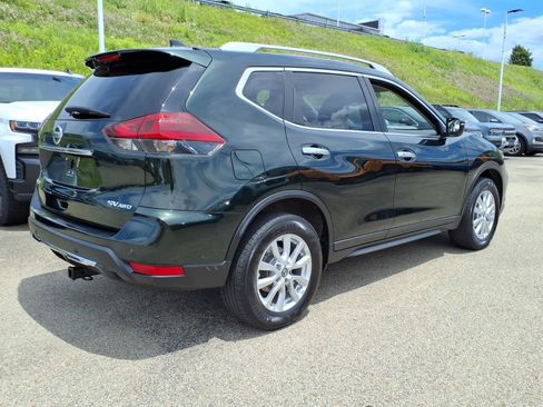 Used 2019 Nissan Rogue SV AWD/4WD image 5