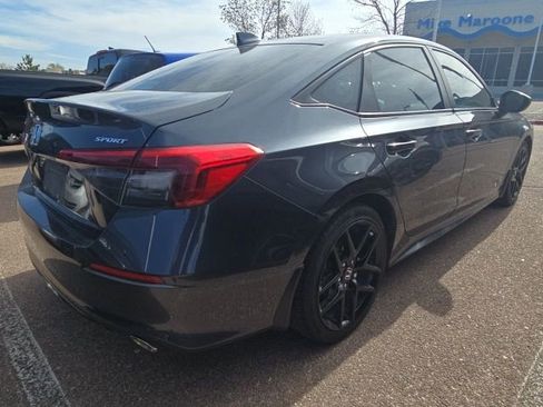 Used 2022 Honda Civic Sport image 11