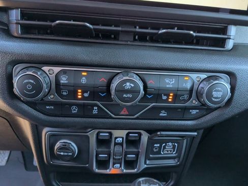 New 2026 Jeep Wrangler Sport S image 31