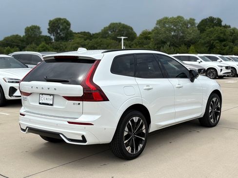New 2026 Volvo XC60 B5 Plus w/ Protection Package Premier AWD/4WD image 5