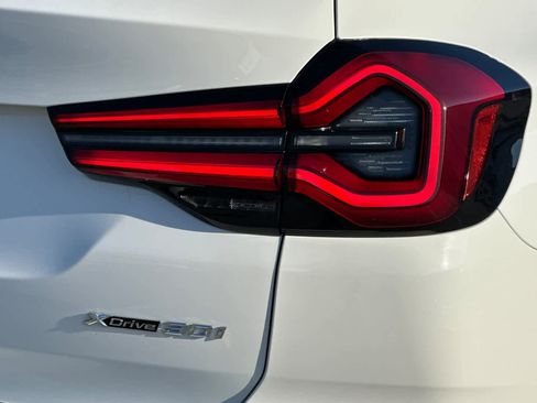 Used 2024 BMW X3 xDrive30i w/ Premium Package w/ZPA image 32