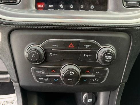 Used 2020 Dodge Charger SXT w/ Plus Group image 43