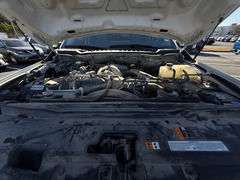 Used 2024 Ford F250 XLT image 32