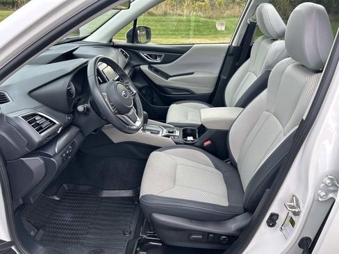 Used 2023 Subaru Forester Premium image 22