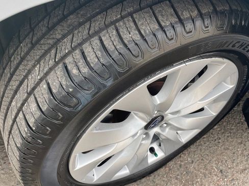 Used 2017 Subaru Legacy 2.5i Premium image 22