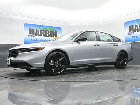 Used 2024 Honda Accord Sport image 19