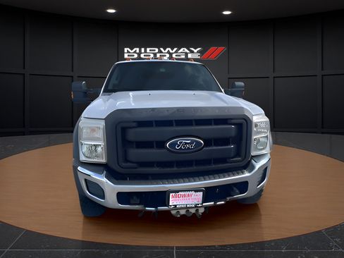 Used 2011 Ford F550 4x4 Regular Cab Super Duty w/ Payload Upgrade Pkg image 7