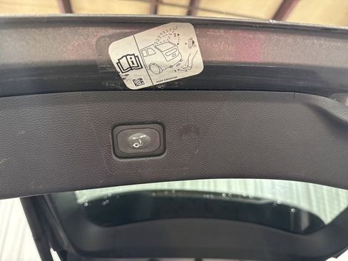 Used 2017 Ford Edge Titanium image 14