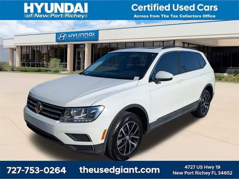 Used 2021 Volkswagen Tiguan SE w/ Panoramic Sunroof Package image 1